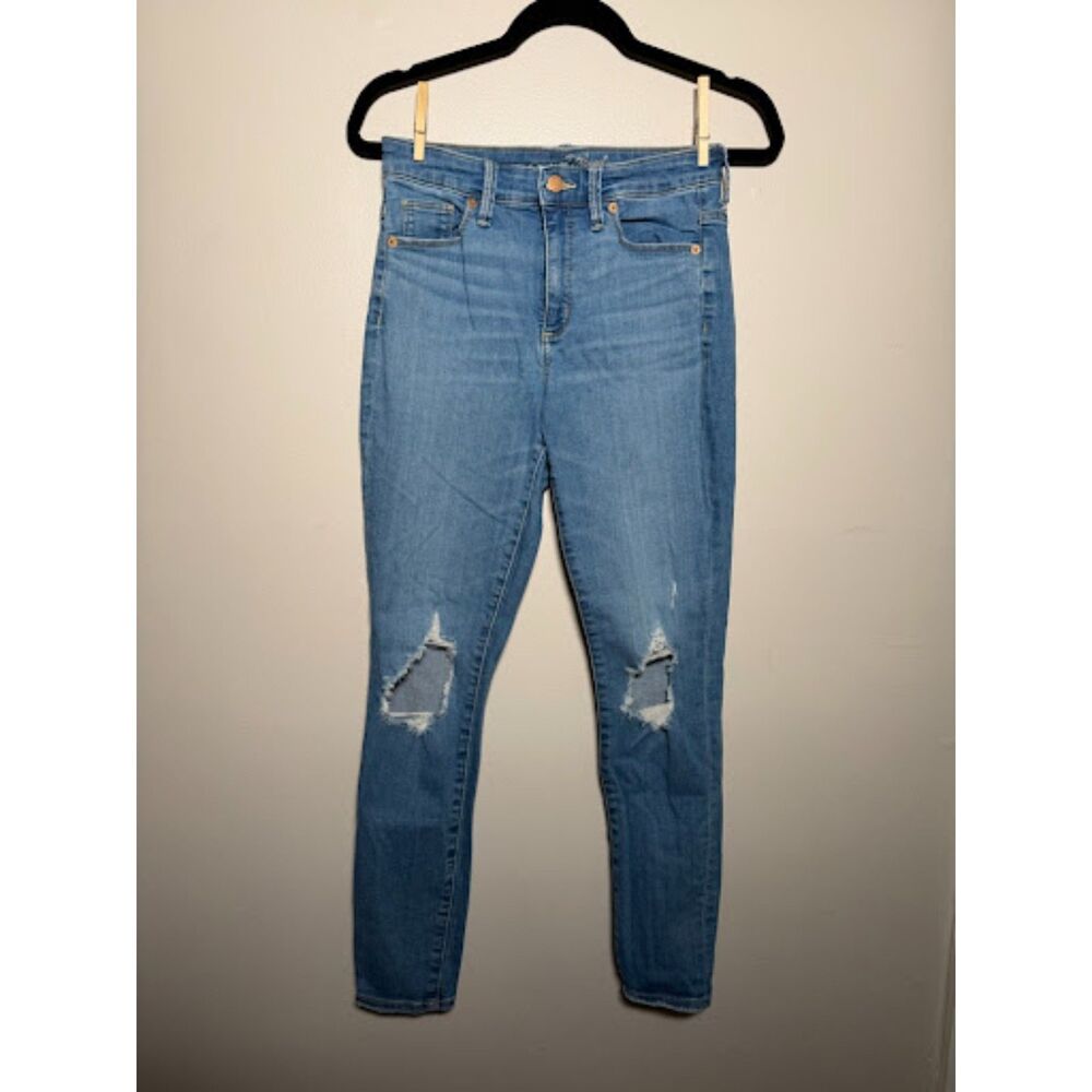 Universal Thread High Rise Skinny Jeans Medium Wash Distressed Size 4 / 27R